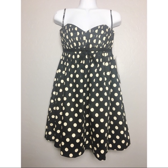 NWT Betsey Johnson Polkadot Shift Dress Black Sz 2 - Picture 1 of 7